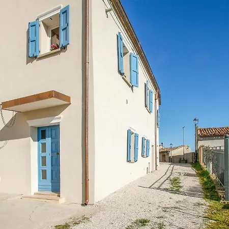 Stunning In With 2 Bedrooms&wifi *